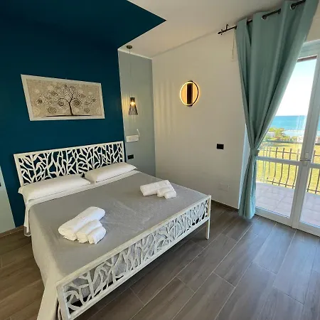 Levante 3* Трани