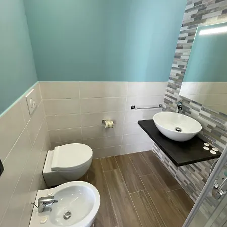 Oda ve Kahvaltı Levante Trani