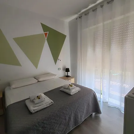 Levante Nocleg ze śniadaniem 3*