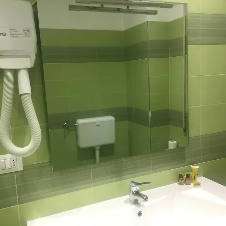 Levante 3*