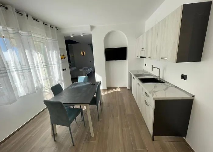 לינה וארוחת בוקר Levante טרני